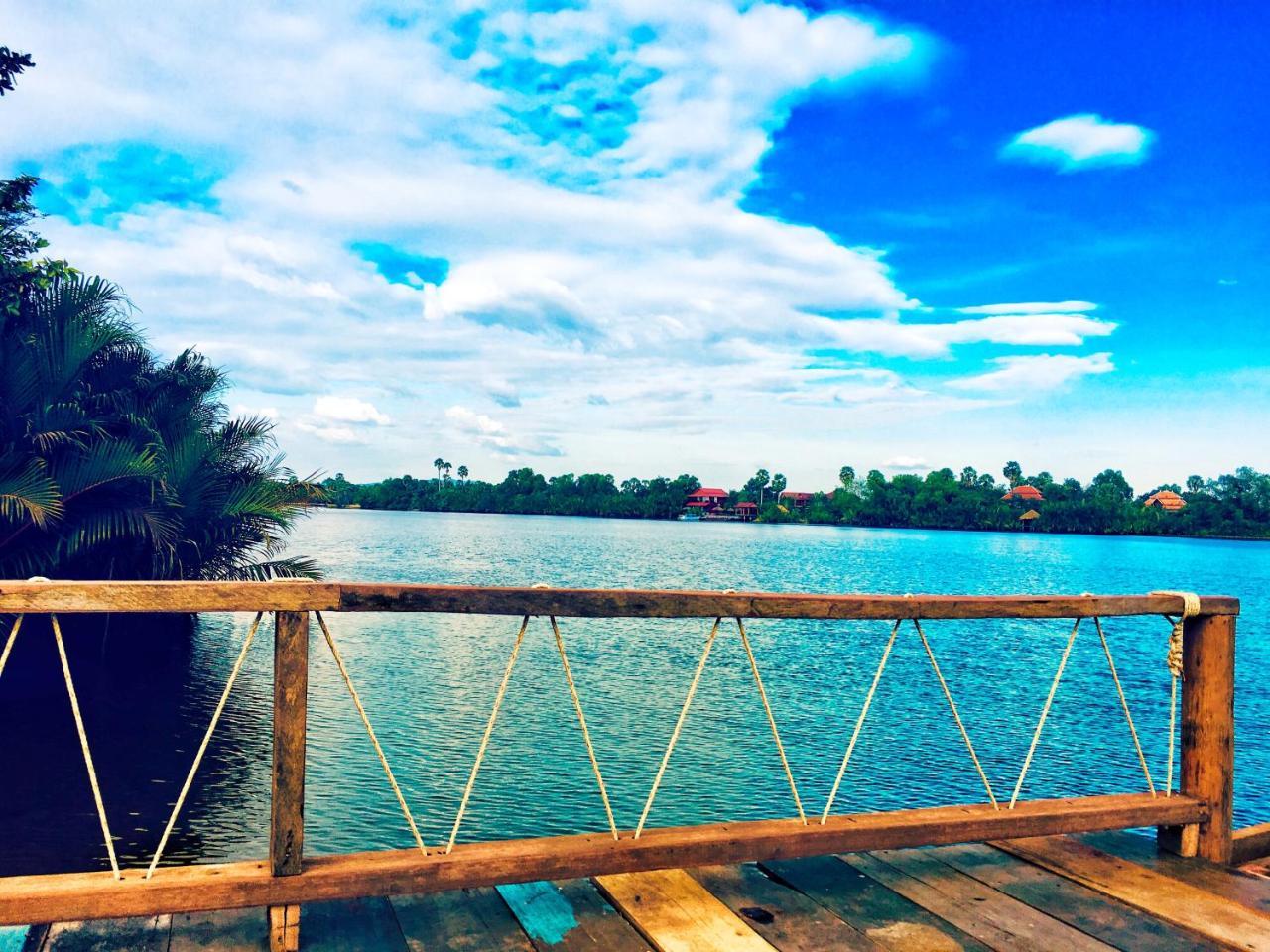 Kampot Riverfront Boutique Exteriör bild
